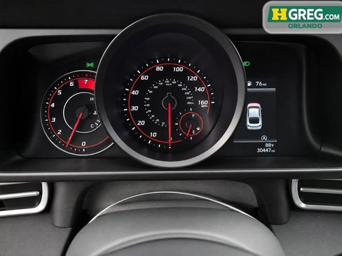 Used 2023 Hyundai Elantra SE FWD image 13