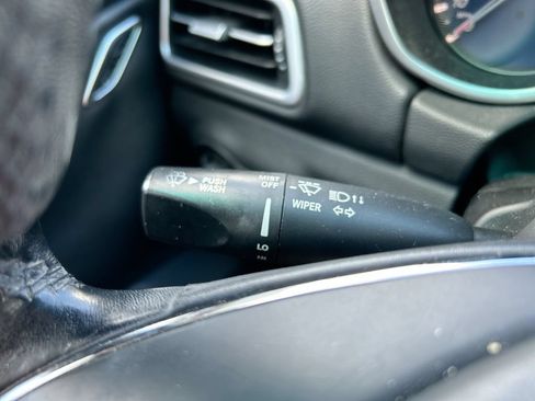 Used 2015 Maserati Ghibli RWD image 19