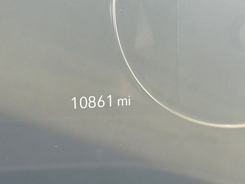 Used 2023 Buick Enclave Premium image 7