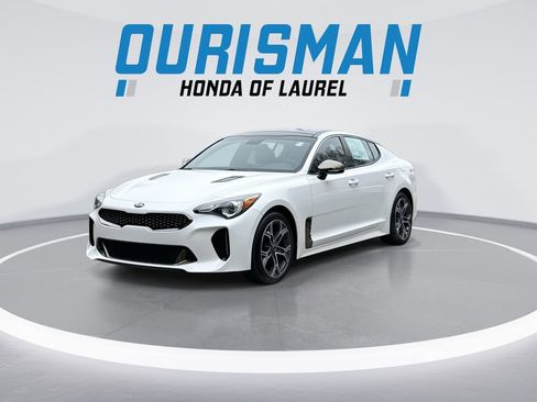 Used 2020 Kia Stinger GT-Line w/ Sun & Sound Package RWD image 4