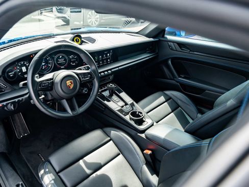 Used 2022 Porsche 911 GT3 RS image 65
