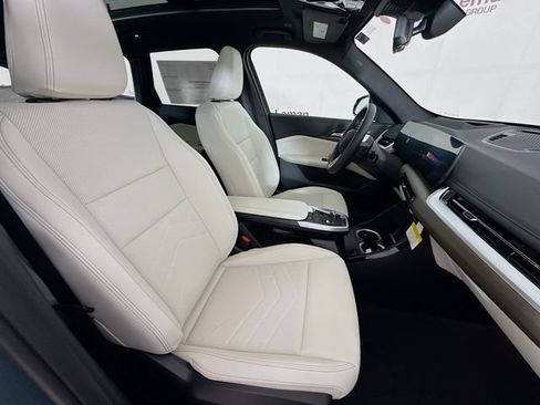 New 2026 BMW X1 xDrive28i w/ Technology Package AWD/4WD image 27
