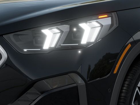 New 2026 BMW X2 xDrive28i image 6