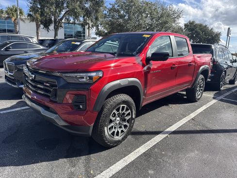 Used 2024 Chevrolet Colorado Z71 w/ Z71 Convenience Package 2 image 4
