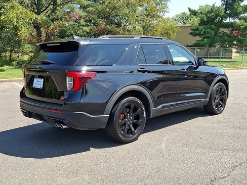 Used 2023 Ford Explorer ST w/ Equipment Group 401A AWD/4WD image 9