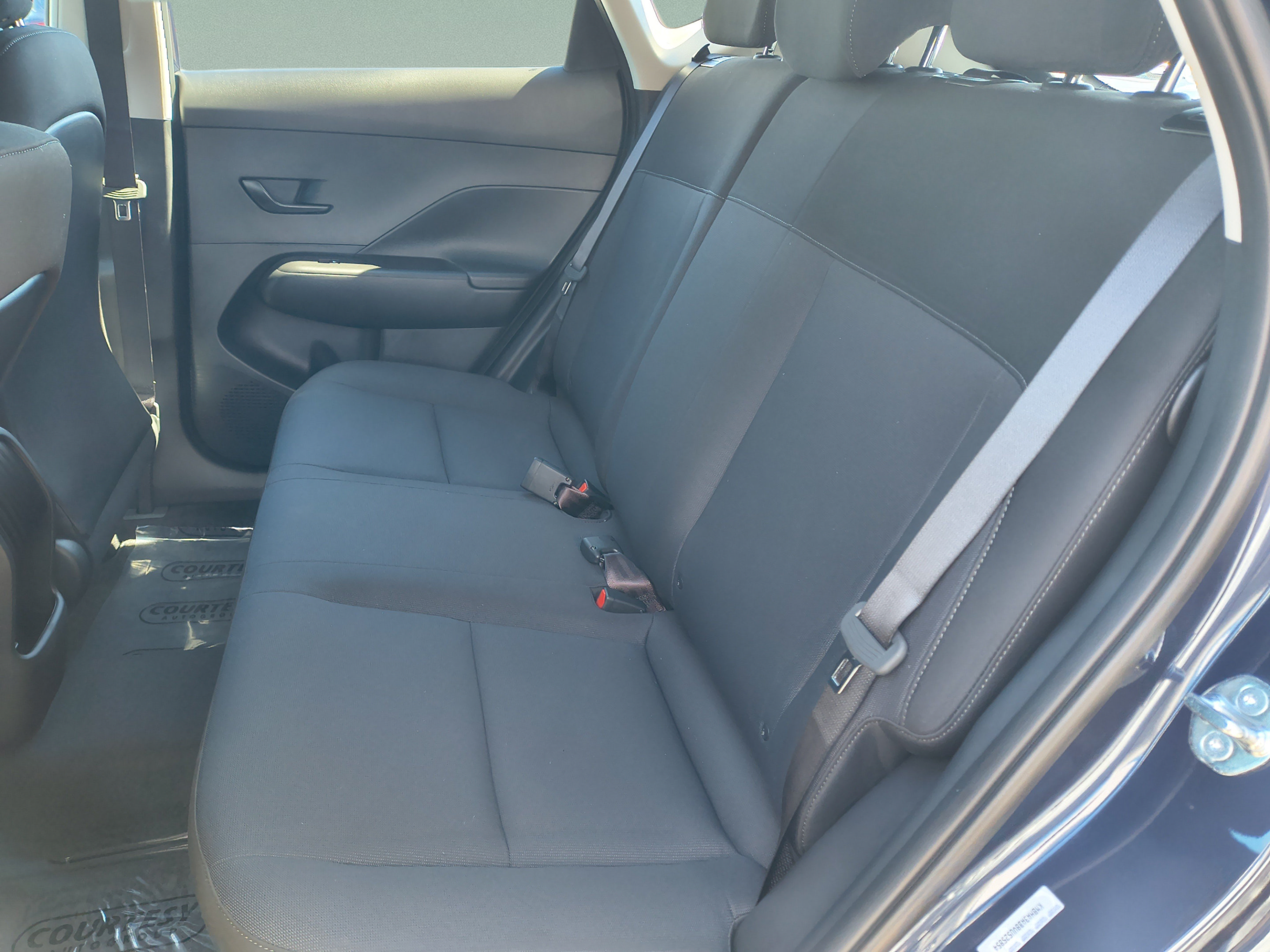 New 2027 Hyundai Kona SE FWD image 17
