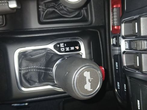 New 2026 Jeep Wrangler Unlimited Rubicon w/ Xtreme 35 Tire Package image 20