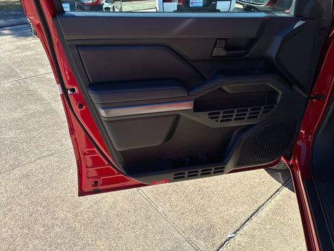 New 2026 Toyota Tacoma SR5 image 12