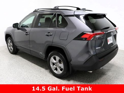 Used 2024 Toyota RAV4 LE image 9