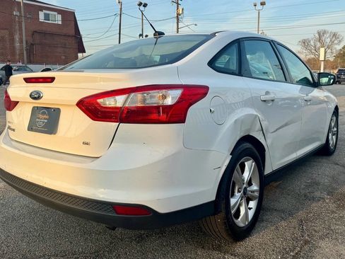 Used 2014 Ford Focus SE image 6