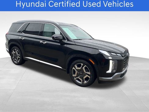 Used 2023 Hyundai Palisade Limited w/ Winter Package AWD/4WD image 10