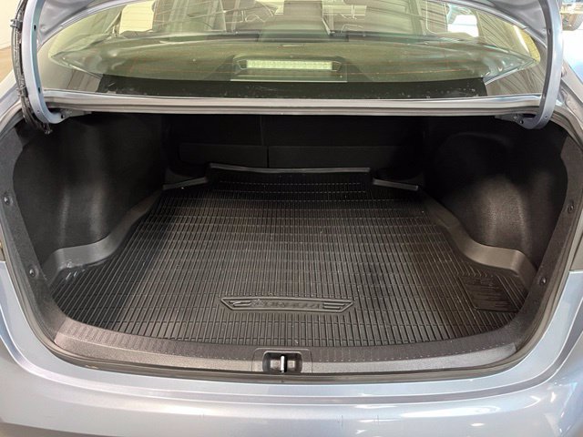Used 2022 Toyota Corolla LE FWD image 17