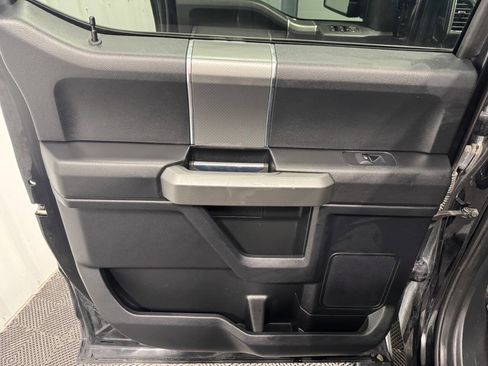 Used 2016 Ford F150 XLT w/ Equipment Group 302A Luxury image 12