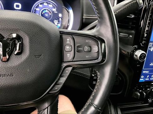 Used 2024 RAM 2500 Limited AWD/4WD image 28