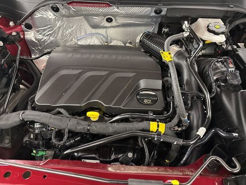 Used 2025 Chevrolet Trax LS image 27