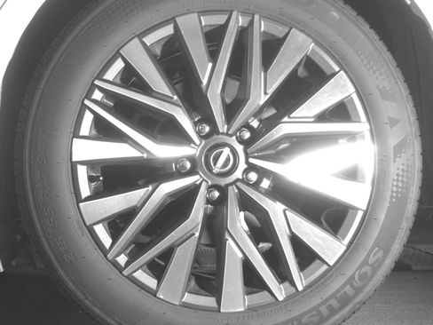 Used 2025 Nissan Altima 2.5 SV image 14