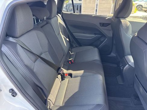 Used 2024 Subaru Crosstrek 2.0i Premium AWD/4WD image 12