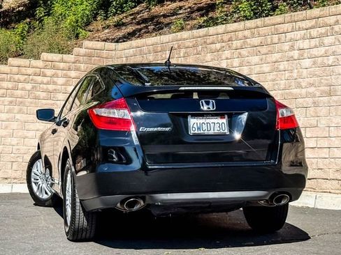 Used 2012 Honda Crosstour EX image 16
