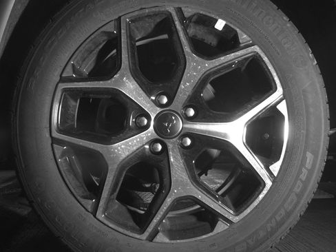 Used 2025 Jeep Compass Limited image 14