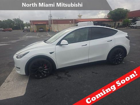 Used 2022 Tesla Model Y Performance image 1