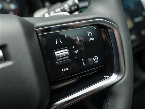 New 2026 Land Rover Discovery Sport Landmark image 20