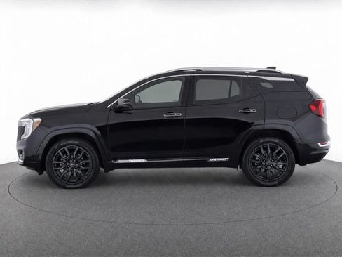 Used 2023 GMC Terrain Denali w/ Black Diamond Edition AWD/4WD image 6