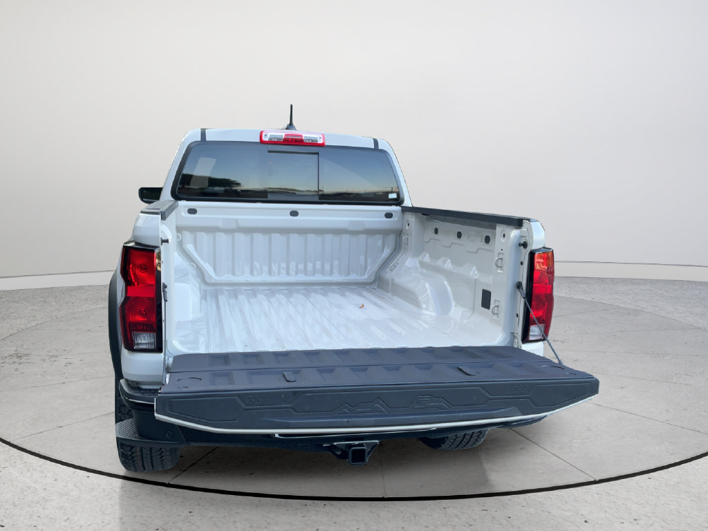 New 2026 Chevrolet Colorado Trail Boss AWD/4WD image 9