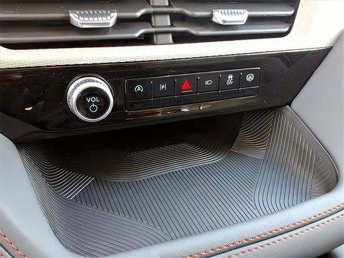 New 2026 Ford Explorer Active image 9