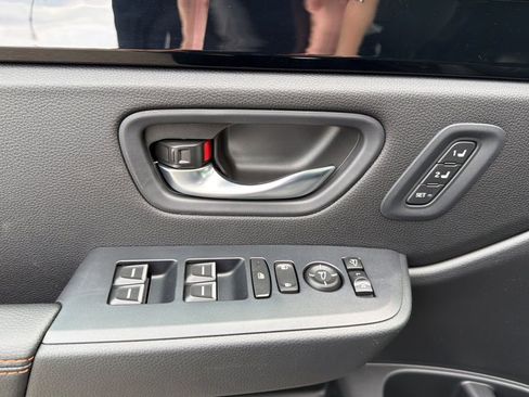 New 2026 Honda Pilot TrailSport image 11