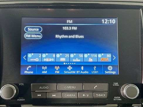 Used 2024 Nissan Frontier SV w/ SV Convenience Package image 21