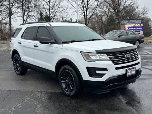 Used 2017 Ford Explorer 4WD image 3