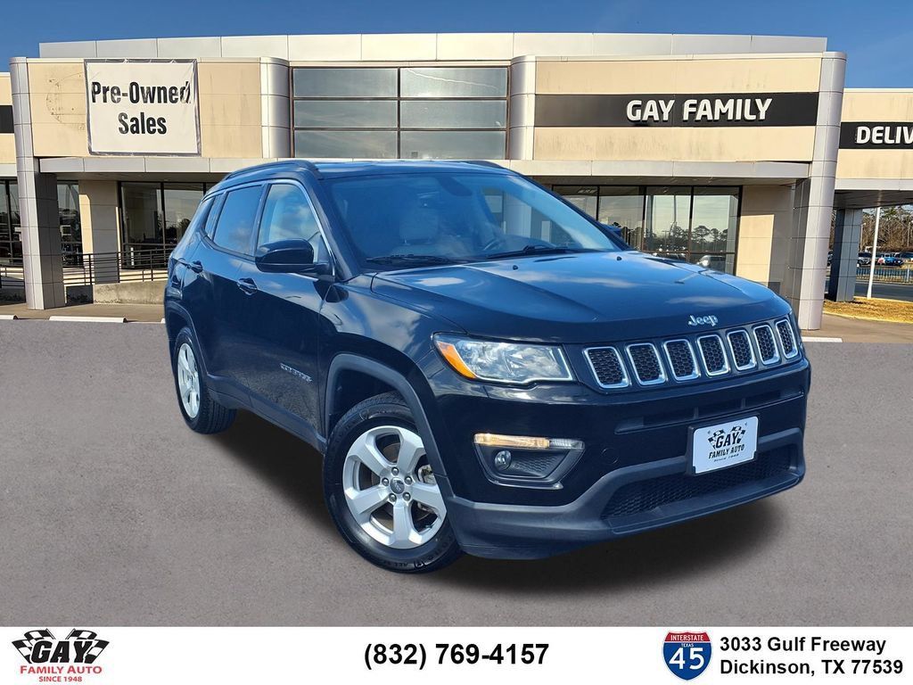 Used 2018 Jeep Compass Latitude w/ Popular Equipment Group FWD image 1
