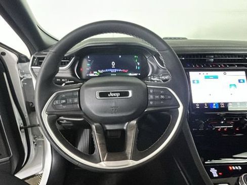 Used 2024 Jeep Grand Cherokee Limited 4xe AWD/4WD image 14
