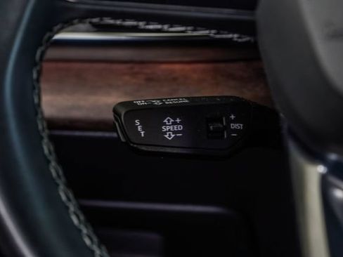 Used 2025 Audi Q7 3.0T Premium Plus AWD/4WD image 33