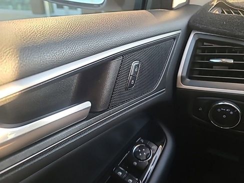 Used 2016 Ford Edge SEL w/ Equipment Group 201A image 30