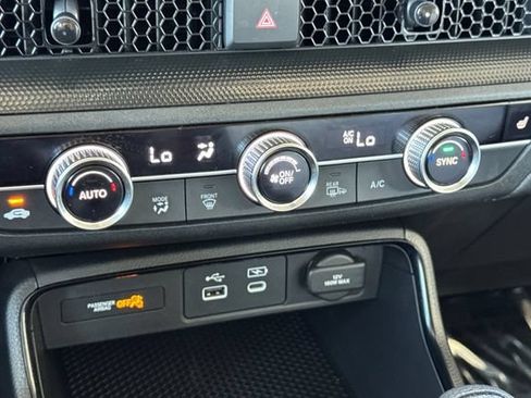 Certified 2025 Honda CR-V EX image 25