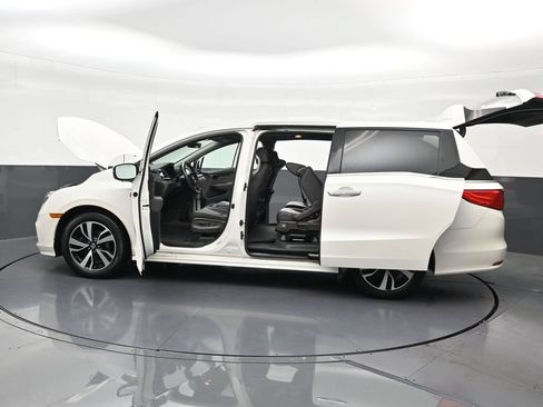 Used 2018 Honda Odyssey Elite image 33