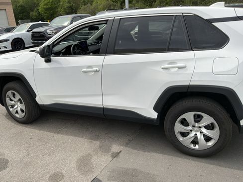 Used 2023 Toyota RAV4 LE image 10