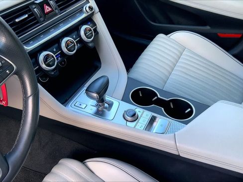 Used 2022 Genesis G70 3.3T w/ Sport Advanced Package RWD image 16
