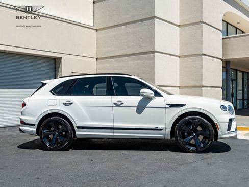 Used 2022 Bentley Bentayga AWD/4WD image 5