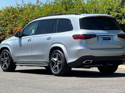 New 2026 Mercedes-Benz GLS 450 4MATIC image 5