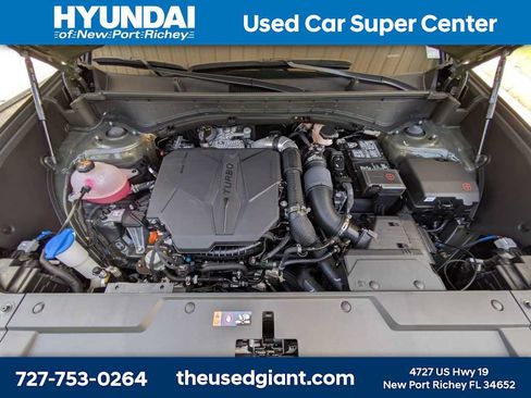 Used 2025 Hyundai Santa Fe SEL FWD image 15