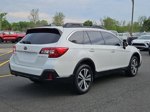 Used 2019 Subaru Outback 2.5i Limited w/ Protection Package #1 AWD/4WD image 6