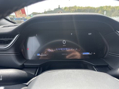 Used 2023 Jeep Grand Cherokee Altitude image 40