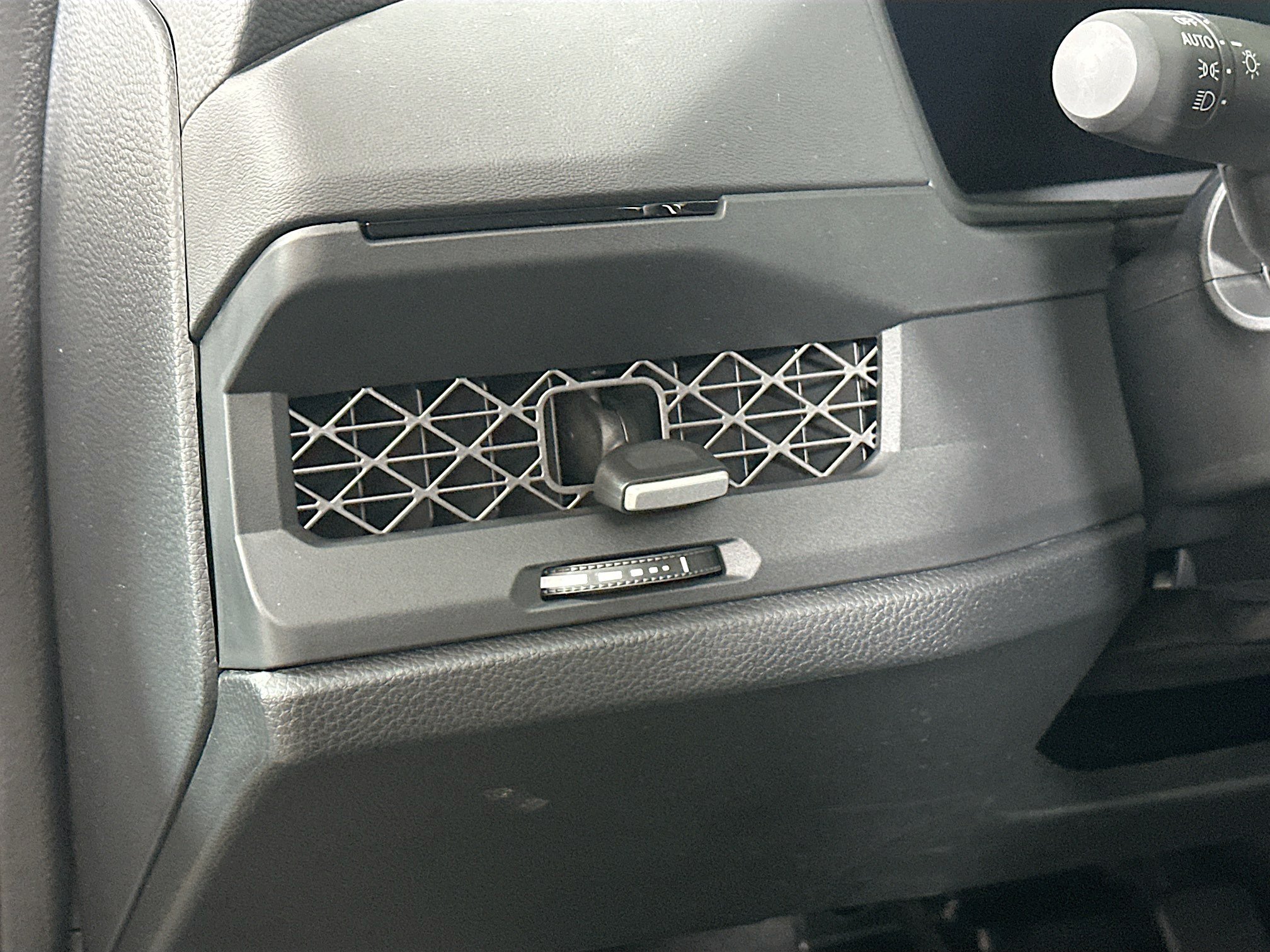 Certified 2025 Honda Accord SE image 10