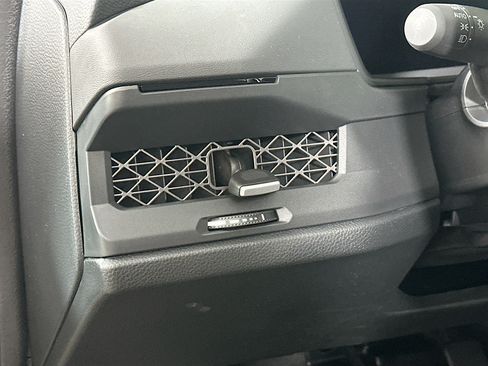 Used 2025 Honda Accord SE image 10