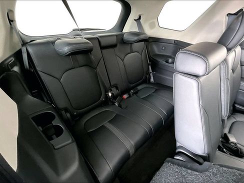 Used 2024 Honda Pilot Touring image 34
