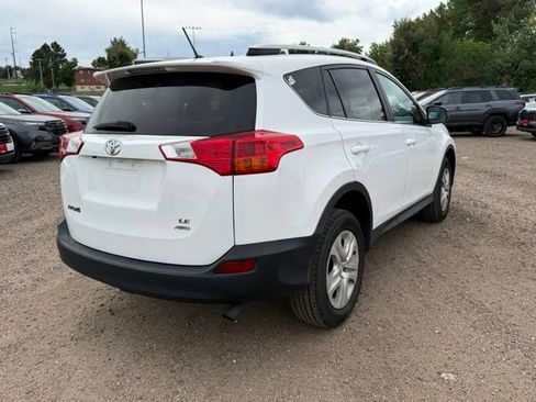 Used 2013 Toyota RAV4 LE AWD/4WD image 6