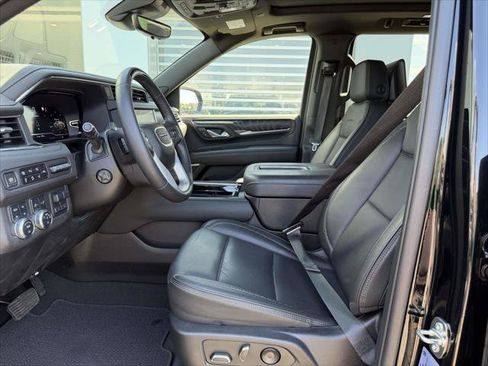 Used 2023 GMC Yukon Denali w/ Denali Reserve Package AWD/4WD image 21
