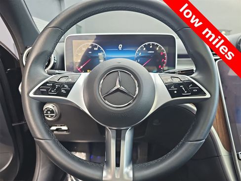 Used 2025 Mercedes-Benz C 300 Sedan image 19